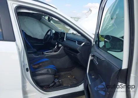 2025 Toyota Rav4 Xle z USA, uszkodzony, nr VIN 2T3W1RFV2SC314103